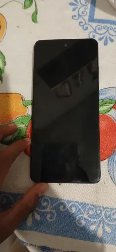 E um motog56 novinho comprei faz pouco tempo mais quero trocar de celular roda jogo lizinh
