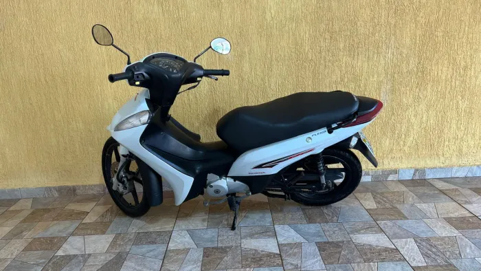 Honda Biz 125 EX 2015