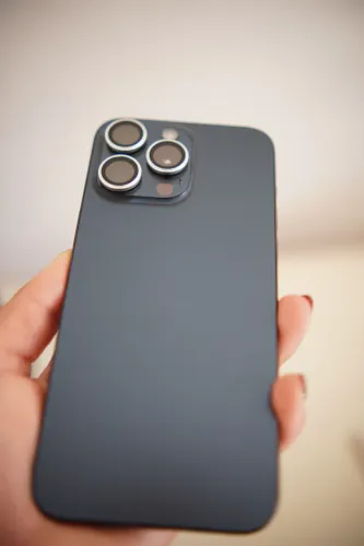 Vendo um iPhone 15 pro Max 