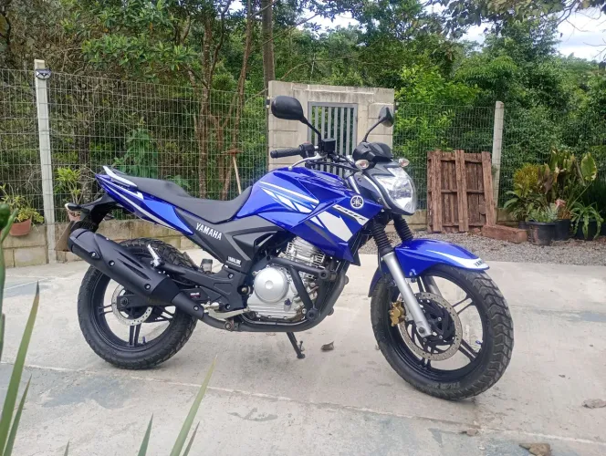 "RARIDADE " Fazer 250 Racing BLUE 2013 com 28 mil km originais (SOMENTE VENDA)
