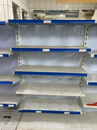 ? PRATELEIRA METÁLICA - USO COMERCIAL