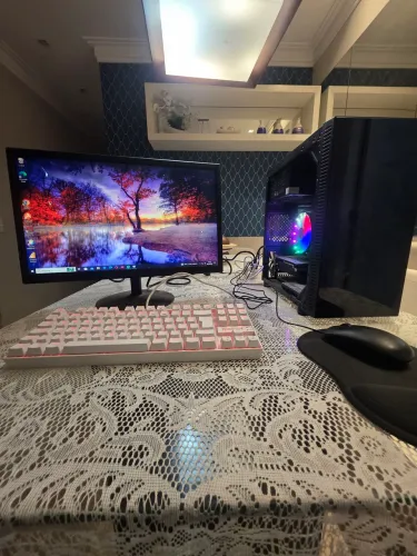 PC Xeon E5-2620 v3 + GTX 750 Ti 2GB + 8GB RAM + SSD 240GB + HD 750GB