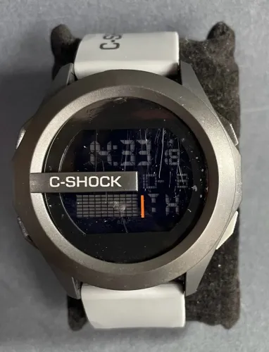 Relógio Digital Esportivo C-SHOCK - Cinza e Preto