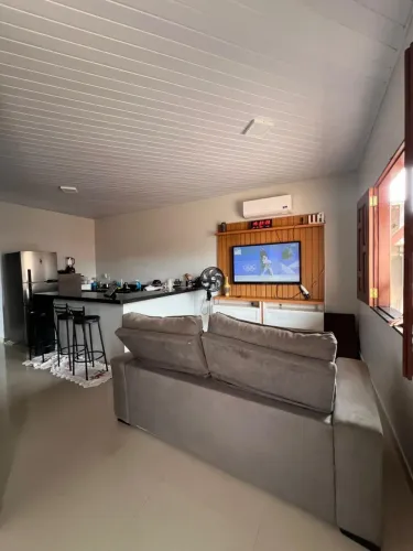 CASA À VENDA - BAIRRO NOVA REPÚBLICA