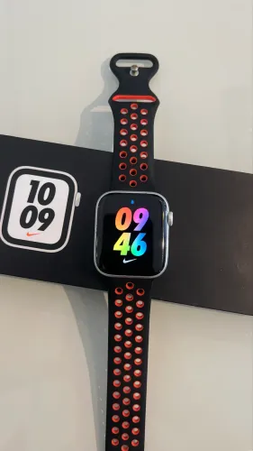 Apple Watch SE Nike 44mm