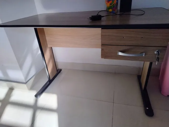 Mesa escritório 120 x 60cm