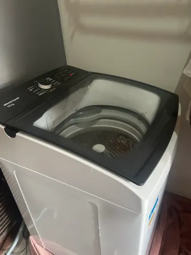 Máquina de lavar nova