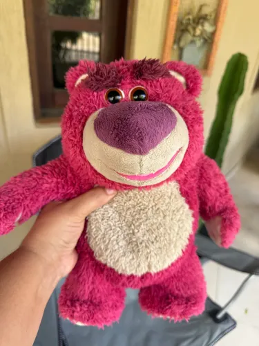 Urso lotso toy story 3 - NÃO Fala