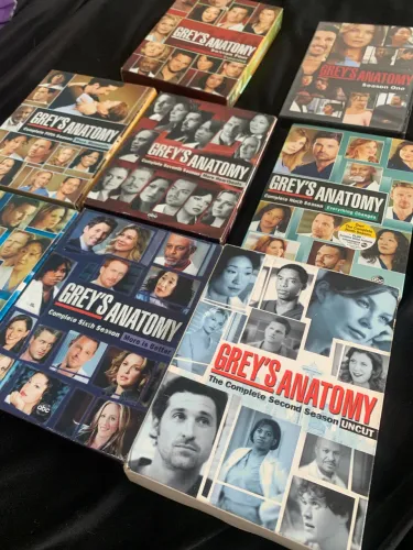 DVDs box Greys Anatomy original