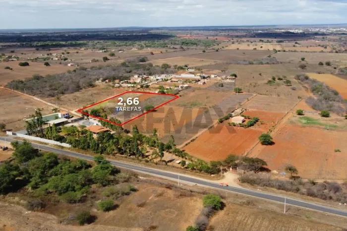 Propriedade á venda entre Irecê e Tanquinho de Lapão - 2,66 tarefas