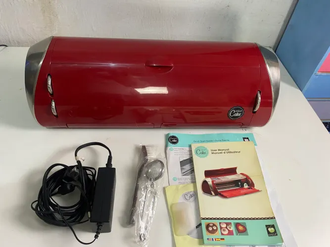 Cricut Cake - Nova