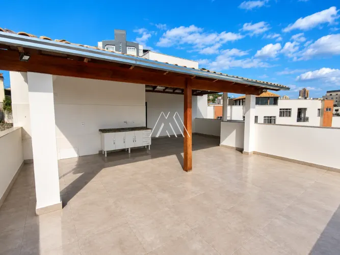 COBERTURA PARA VENDA - CENTRO - ITAÚNA MG