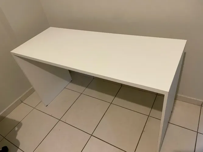 Mesa Branca em MDF 150x55x77 cm