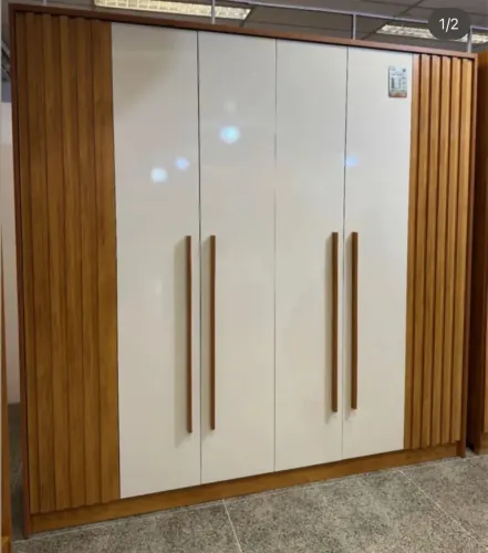 Guarda-Roupa Navegantes 6 portas Ripado 2,21m de Largura