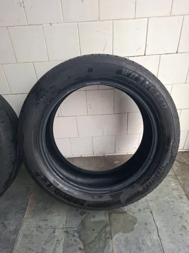 Par de pneus 215/55R18
