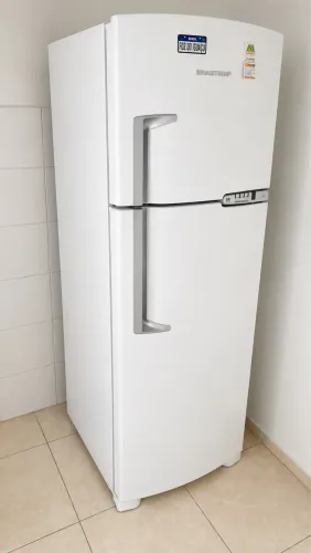 Vendo Geladeira 