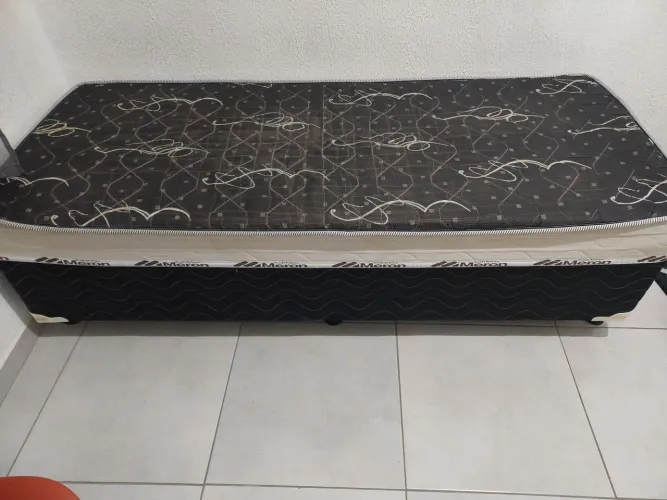 Cama box de solteiro a venda