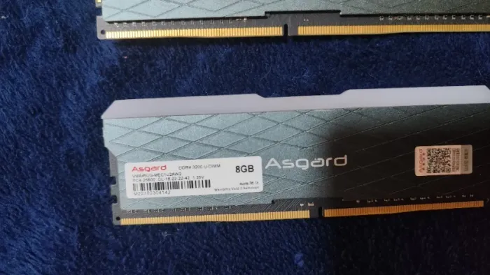 Memória Ram Asgard 8GBx2 3200MHz c/Led RGB