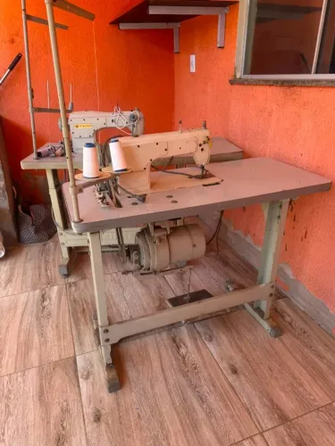 Máquina de costura