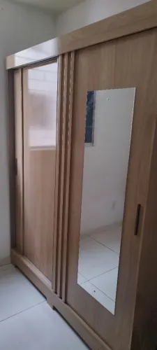 Guarda roupas porta de correr 2m OPORTUNIDADE