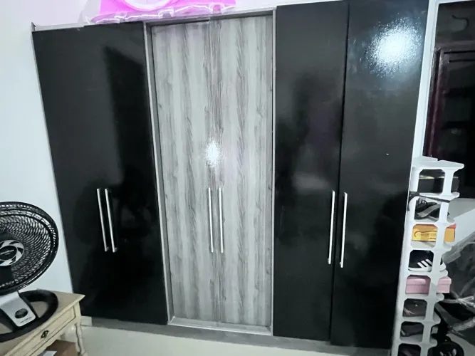 Guarda Roupa + Cômoda