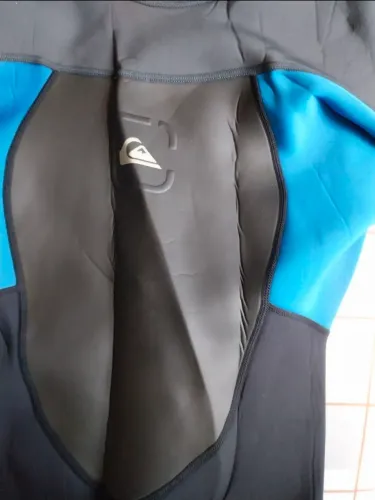Roupa de Neoprene Quiksilver Long John - Tamanho G - Excelente Estado