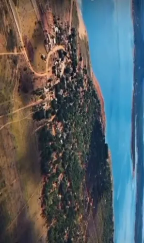 444m2