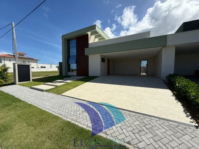 COD 2061 - Casa no Alphaville Cabo Frio-RJ: Piscina, Churrasqueira, 3 suítes, 1 sala, 4 va