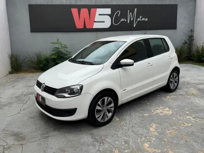 Volkswagen Fox 1.6 MI Total Flex 8V 5P 2014