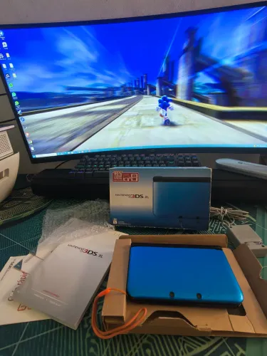 Nintendo 3DS XL Azul Completo na Caixa - Serial Batendo