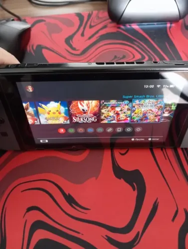 Nintendo Switch v1 com dock e jogos