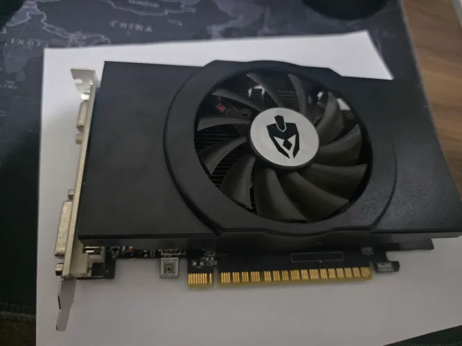 Placa de vídeo GT730 4GB 128bit