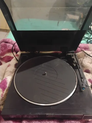 Toca discos gradiente TT-575 ler descrição