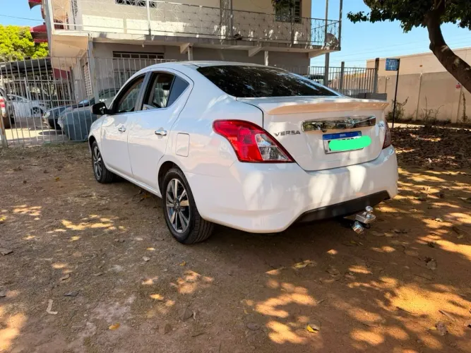 Nissan Versa SL 1.6 16V Flexstart 4P Aut. 2019