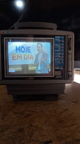 TV Sena 5 Poleg cores funcionando entrada AV e rádio AM FM sem conversor 199,00 somos loja