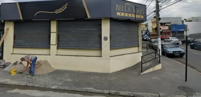 Ponto Comercial para Locação em Esquina Estratégica 250 m²