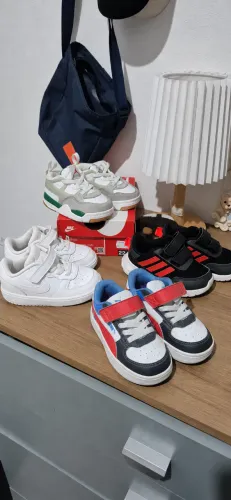 4 pares de tenis infantil - Nike, adidas e Puma