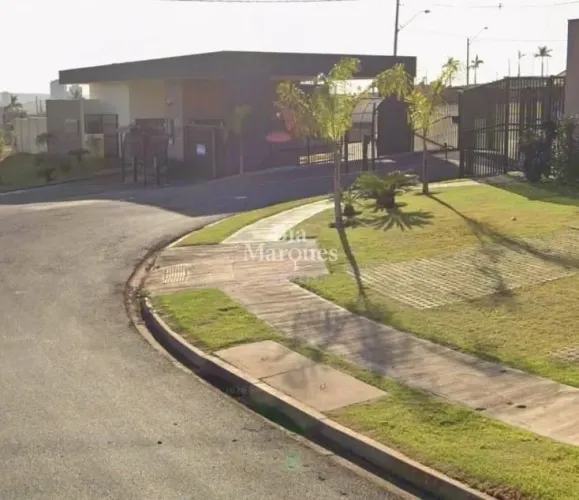 TERRENO À VENDA, DE ILHA | CONDOMÍNIO VILAS DO PARQUE | RIBEIRÃO PRETO/SP