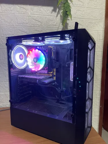 PC GAMER 