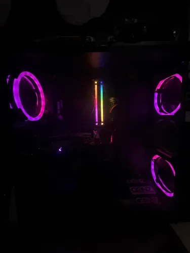 PC GAMER | Ryzen 7 5700X + RTX 3060 12GB