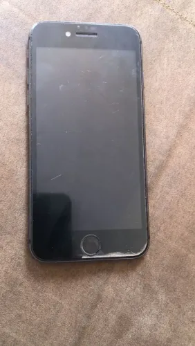 iPhone 8  !! 200 reais 