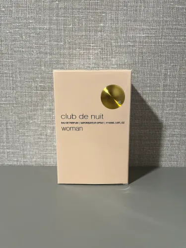 Perfume árabe Club de Nuit Woman