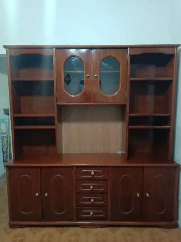 Estante para sala c/ 6 portas, 4 gavetas e prateleiras (Bangu, próximo ao shopping)
