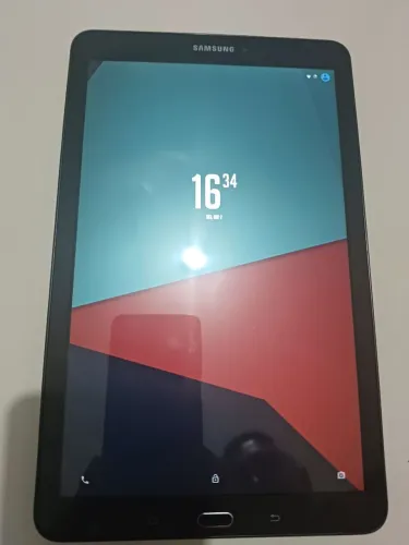 Tablet Samsung t-560