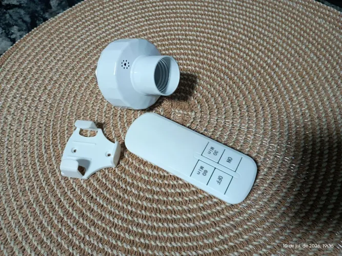 Lâmpada com controle remoto