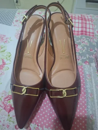 Sapatilha slingback de bico fino, vinho