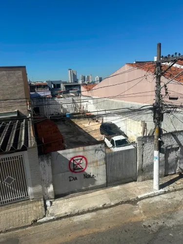 Servente de pedreiro paga 450,00 dia.