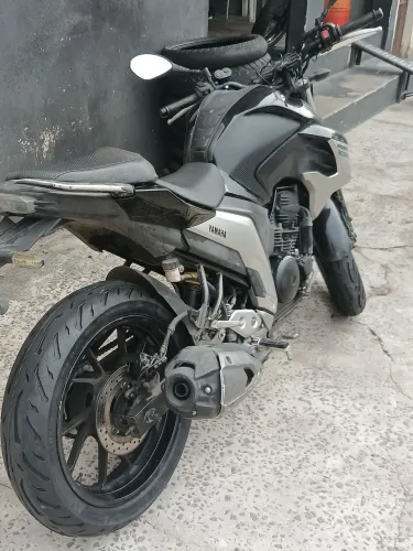 Fazer 250