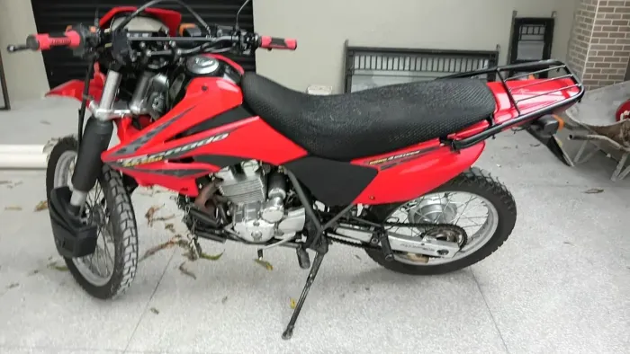 Vendo Honda tornado em ótimas condições