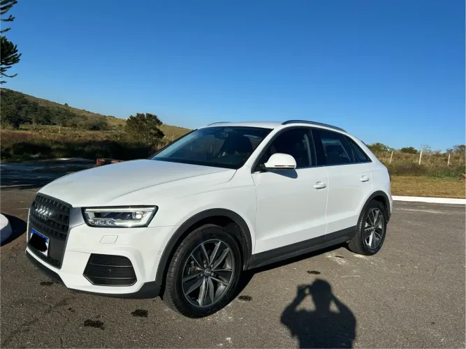 Audi Q3 1.4 TFSI/TFSI Flex S-tronic 5P 2019